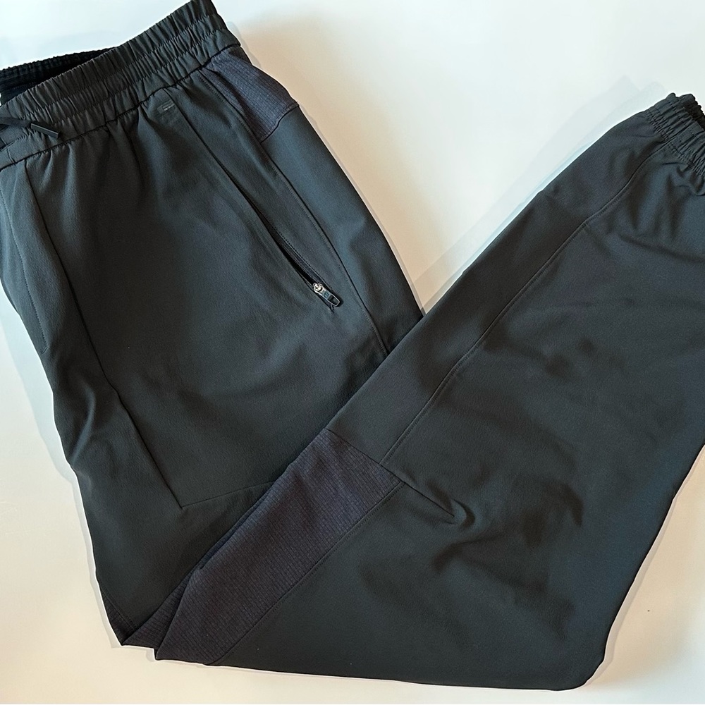 Lululemon License to Train Jogger